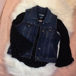 Floral Top & Denim Vest Duo!